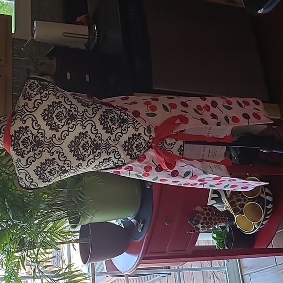 ♠️🍒Kate Spade  Apron - Picture 4 of 15